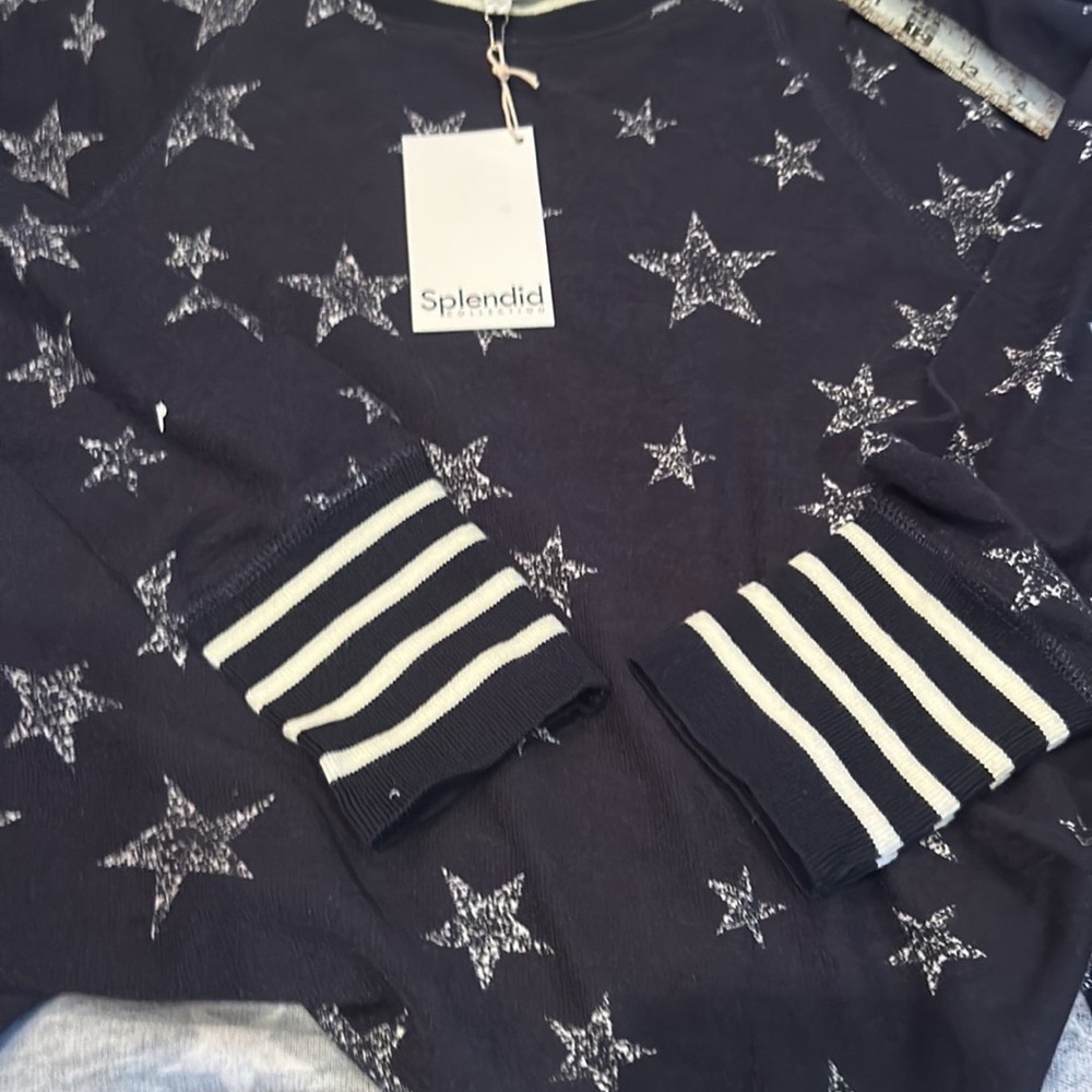NWT SPLENDID heritage terry navy and white Star Patterned top size medium - Picture 11 of 11